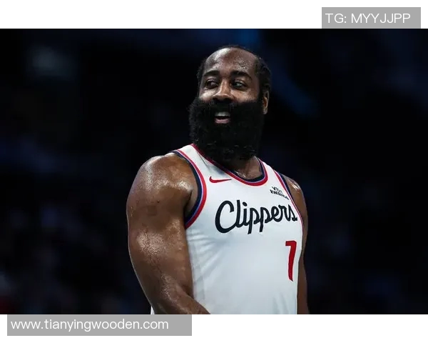 篮球场上的男生明星头像展现个性与魅力的完美结合 篮球场上的男生明星头像展现个性与魅力的完美结合